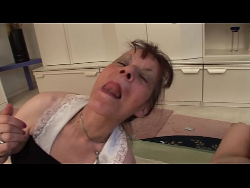 ❤️ Due nonne e un nonno fanno una cosa a tre ️ Super pornoal it.epicpornvideos-com.ru