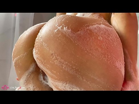 ❤️ Brunetta masturba la figa con il vibratore fino ad un intenso orgasmo sotto la doccia ️ Super pornoal it.epicpornvideos-com.ru