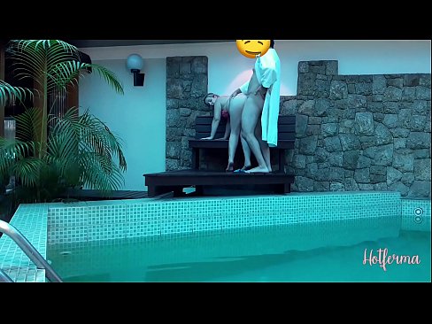 ❤️ Il capo invita la cameriera alla piscina, ma non poteva resistere a un caldo ️ Super pornoal it.epicpornvideos-com.ru